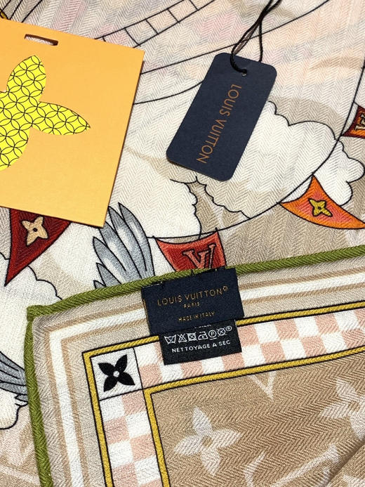 秋冬特惠💰450 LV围巾 LV x TM 披肩【丝绒双面同色披肩】 商品图5