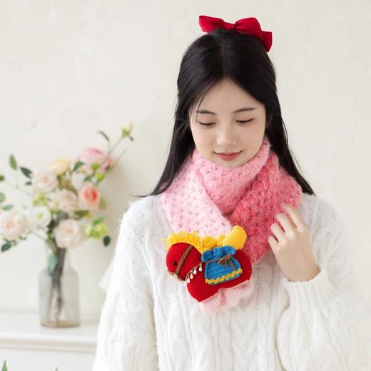 苏苏姐家小马围巾手工diy编织钩针梦羽毛线团自制围巾材料包预 商品图1