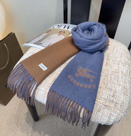 秋冬特惠💰270 巴宝莉重磅男女围巾 怒赞推荐，激动~！！ 商品图0