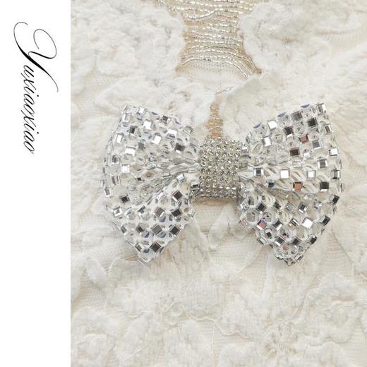 余潇潇【时光恋人】气质轻奢珠帘装饰V领烫钻蝴蝶结弹力蕾丝连衣裙 商品图2