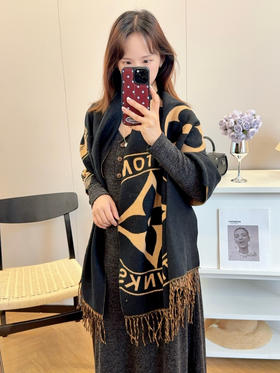 秋冬特惠💰150 LV围巾 秋冬男女同款