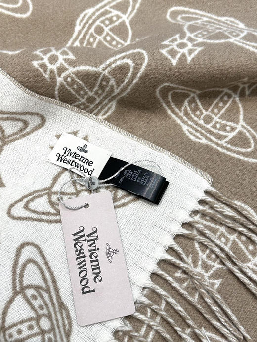 秋冬特惠💰250 “西太后围巾 Vivienne Westwood”的土星 商品图4