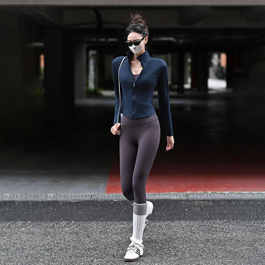 Beenem裸感立领拉链长袖瑜伽外套  立体裁剪修身  户外健身速干透气 商品图5