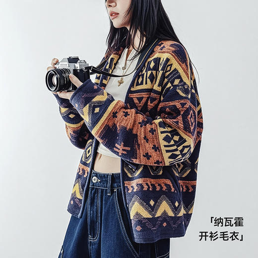 马登复古翻V领纳瓦霍牛角扣宽松提花针织开衫毛衣外套上衣女士秋 商品图0