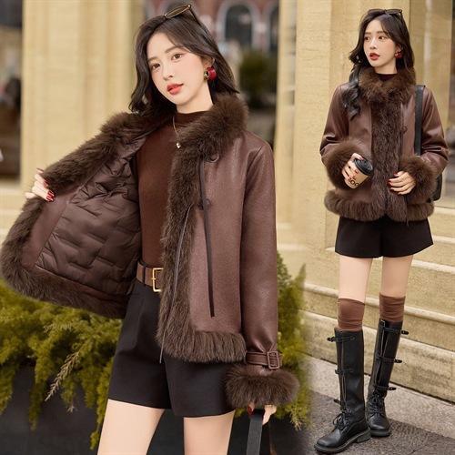 《鹅绒服》高端狐狸真毛加厚保暖休闲韩版皮草短外套ZYQF18 商品图3