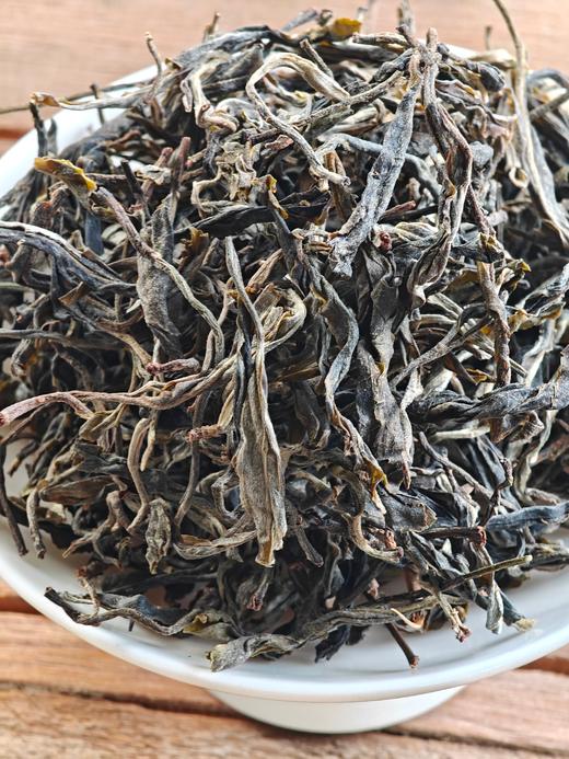【坝卡竜单株散茶】2024年坝卡竜300年以上大古树，古掌柜自己留存的高货，全部分享；后期不会再有！50g/罐第二罐半价 商品图3