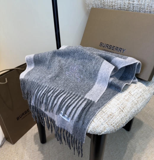 秋冬特惠💰280 巴宝莉男女围巾 商品图4