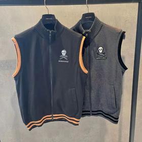 男款防水层针织背心来啦！渠道高品质❗️难得的全品相纯尾货，一定不要轻易错过的佳品！细节非常精致, 内部防水层保暖效果杠杠的！