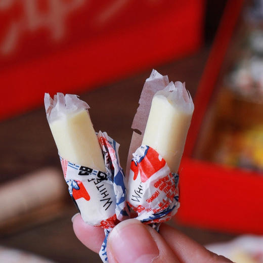 大白兔什锦奶糖锦鲤礼盒 600g/盒 商品图4