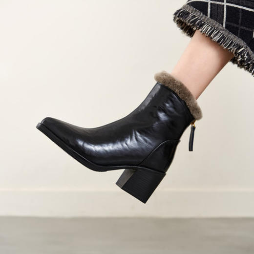 【预售5天】复古尖头羊皮毛一体雪地靴显瘦后拉链真皮保暖加厚马丁靴冬毛毛靴&7048 商品图3