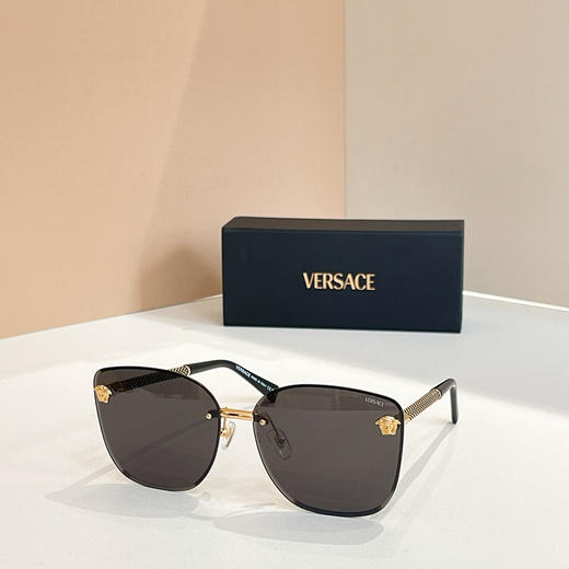 秋冬特惠💰290 范思哲眼镜 太阳镜 MODEL：VE2292B  SIZE：64口16-145cm 商品图2