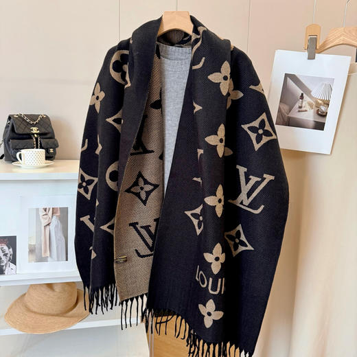 秋冬特惠💰150 LV围巾 秋冬男女同款 商品图0