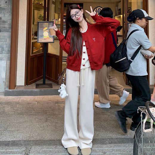 【限时秒杀】西遇假两件红色毛衣女2026春季新韩系设计感蝴蝶结甜美少女感上衣SS060050 商品图1