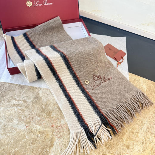 秋冬特惠💰300 诺悠翩雅秋冬新品羊毛针织围巾 商品图3