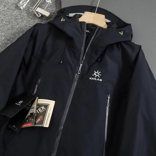 F010411三合一MONT X-LT全天候轻量硬壳冲锋衣羽绒服 商品图8