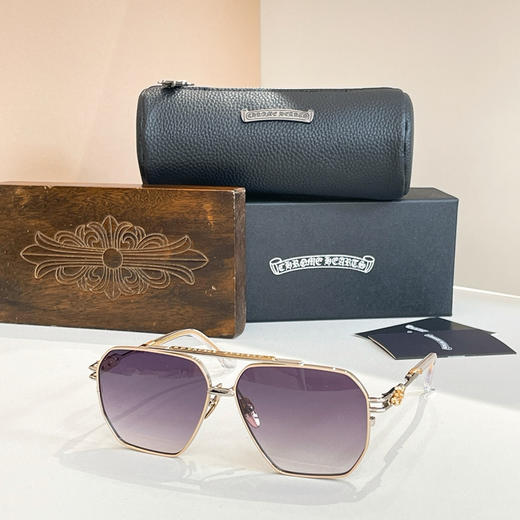 秋冬特惠💰390 克罗心眼镜 太阳镜 MODEL: RIPPING SIZE: 61口13-145 配送镜布～～ 商品图4