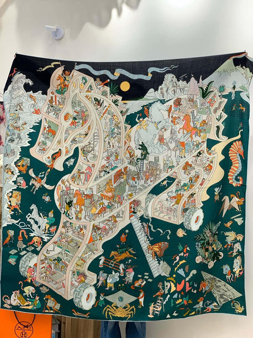 秋冬特惠💰450 爱马仕围巾 “马术学院”双面同色丝绒披肩～手工卷边丝绒方巾 商品图8