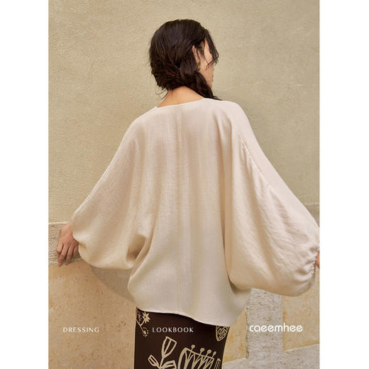 KM01903-D卡益长袖罩衫-电商 商品图4