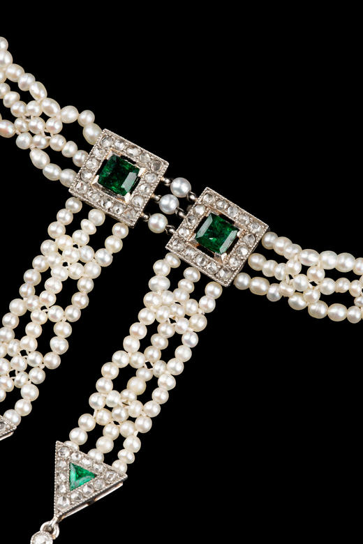 独角鹿西洋古董1905年代法国顶级珠宝品牌卡地亚出品18K黄金铂金镶嵌种子珍珠钻石及哥伦比亚祖母绿双穗式吊坠项链 商品图5