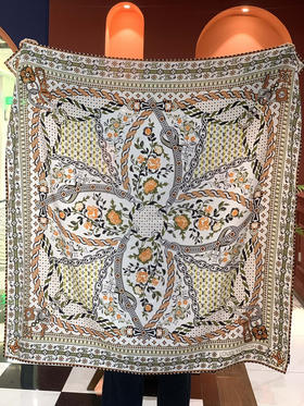 秋冬特惠💰450 LV围巾 LV x TM 披肩【丝绒双面同色披肩】