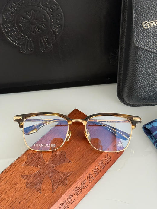 秋冬特惠💰350 克罗心眼镜 钛 新品眉架〰️ CH8148 SIZE:55-20-148 商品图3