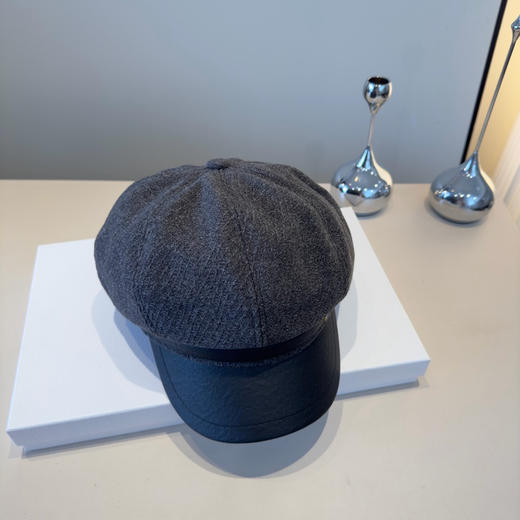 秋冬特惠💰170 普拉达新款鸭舌画家帽，秋冬款，头围57cm 商品图1