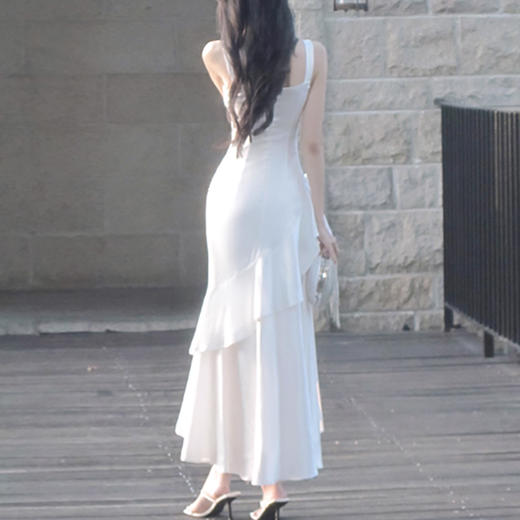 裁缝学苑AS618缎面收褶连衣裙纸样女装吊带不规则鱼尾裙长裙样板 商品图1