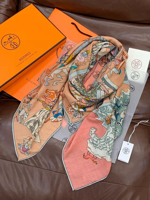 秋冬特惠💰450 爱马仕围巾 “马术学院”双面同色丝绒披肩～手工卷边丝绒方巾 商品图5
