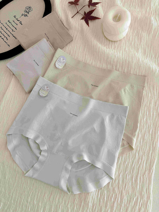 女士裸氨舒适透气高弹力无缝内裤三角裤0328 商品图4