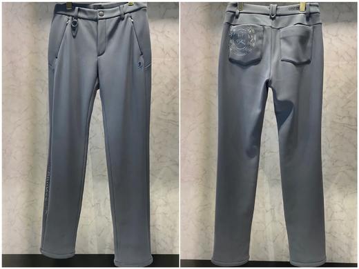 新款男款加绒长裤来了！寒潮来临刚需加绒裤来了！本季最后一款加绒款式，里面是拥有超细纤维所具有的绒层，这个触感超级软糯舒适，可以很好锁住空气中的热量，从而达到蓄热的保暖效果！！ 商品图0