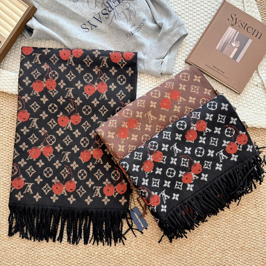 秋冬特惠💰160 LV围巾  LV × TM Monogram Cerise 出自村上隆系列 商品图7