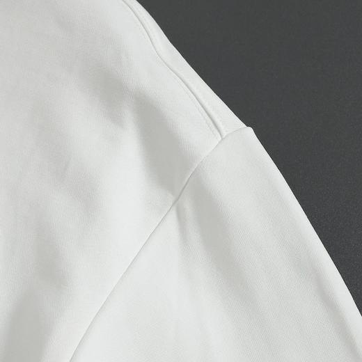 F010409男女日常通勤穿搭重工割破贴布绣花圆领卫衣 商品图10