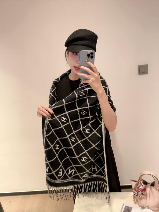 秋冬特惠💰150 香奈儿围巾 低调高奢 无论在哪种场合，都能变得高雅有品 商品图2