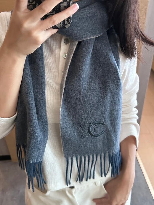 秋冬特惠💰260 香奈儿围巾 难得一见的温柔配色 商品图7