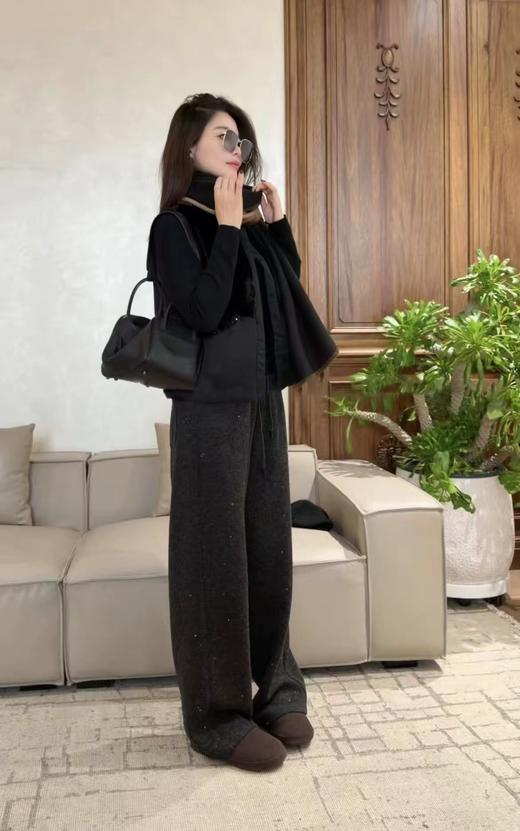 F010405冬季星河亮片加绒加厚保暖宽松直筒垂顺羊毛阔腿裤 商品图3