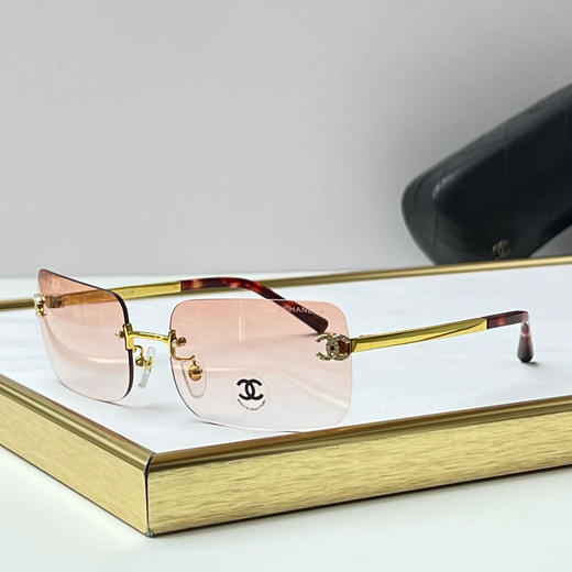 秋冬特惠💰290 香奈儿眼镜 太阳镜 MODEL：CH4218，SIZE：60口19-142 商品图1
