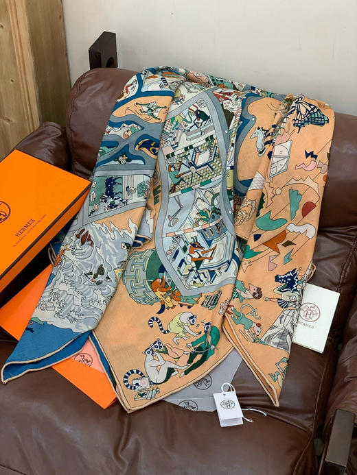 秋冬特惠💰450 爱马仕围巾 “马术学院”双面同色丝绒披肩～手工卷边丝绒方巾 商品图4