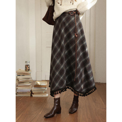 鹿向南「画廊女孩」不规则格纹流苏半身裙女冬小众设计感收腰长裙 商品图0