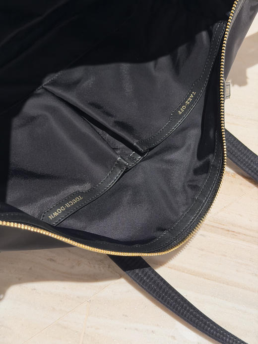 年末出行旅行包安排上，轻量防水又能装，出差健身、短途旅行一包搞定 商品图4