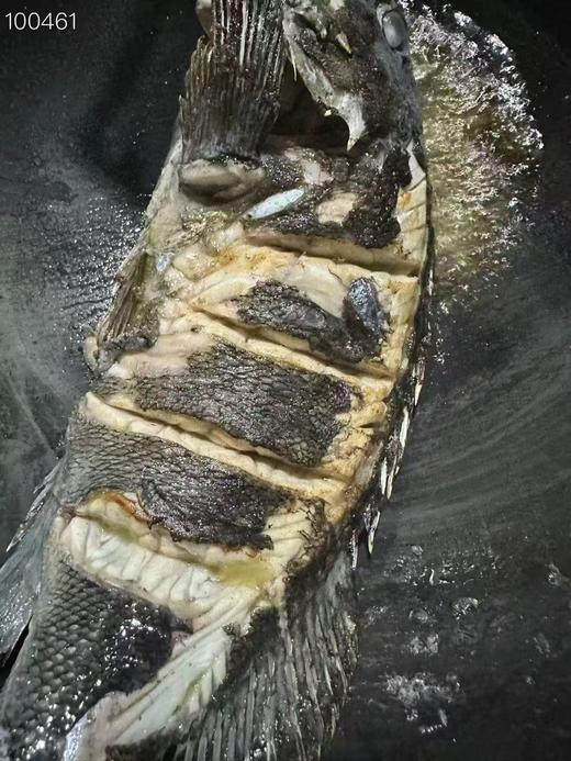 大连野生海捕船冻黑鱼，新鲜度特好。做水煮鱼，炖，红烧，煲汤，可鲜了，营养价值特别丰富。3-4斤/条。东三省包邮。 商品图4