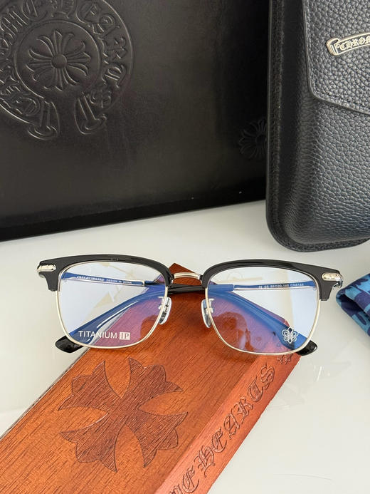 秋冬特惠💰350 克罗心眼镜 钛 新品眉架〰️ CH8148 SIZE:55-20-148 商品图2