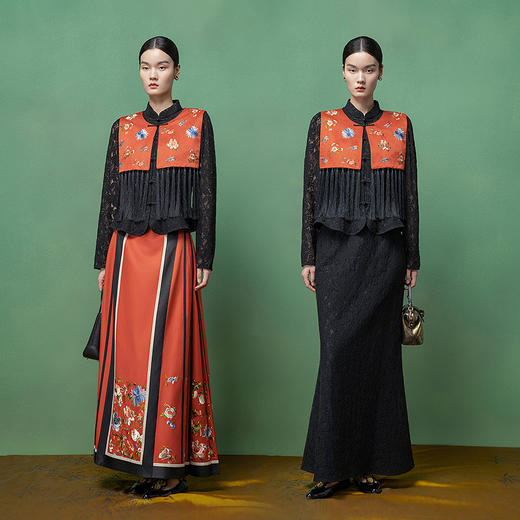 【林栖设计小店】拍行古董陌上花开|丝棉缎绣花橘红色云肩2026春新款马面裙马甲1961223 商品图2