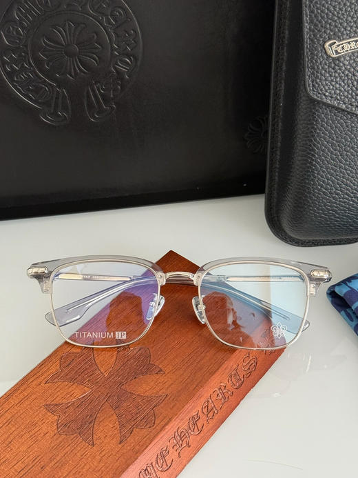秋冬特惠💰350 克罗心眼镜 钛 新品眉架〰️ CH8148 SIZE:55-20-148 商品图6