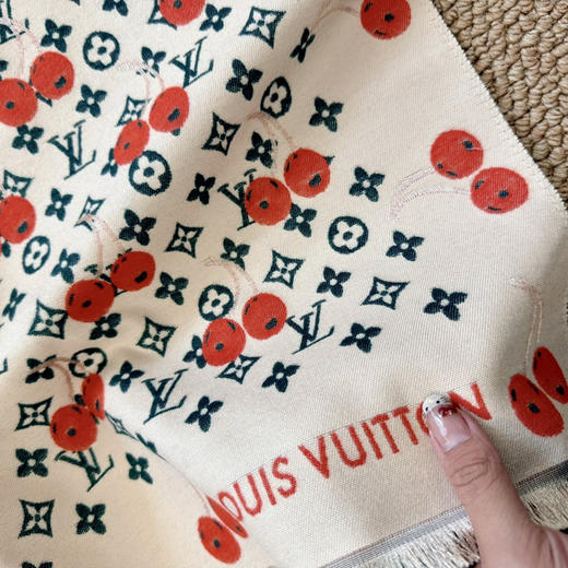 秋冬特惠💰160 LV围巾 秋冬男女同款 羊绒针织围巾！ 商品图3