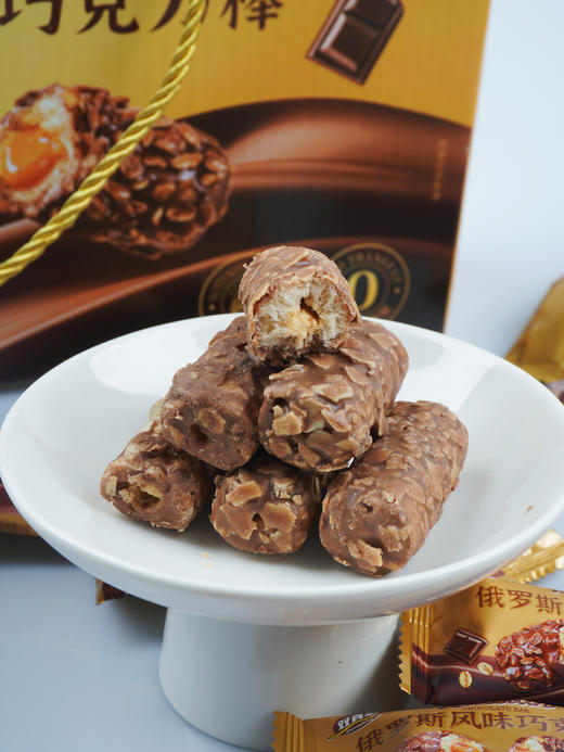 【俄罗斯风味巧克力棒】🔥巧克力➕花生酱➕脆米果➕麦片🍫 ✅浓郁顺滑的巧克力+酥脆的米果+外层洒满麦片+内层花生酱夹心  商品图2