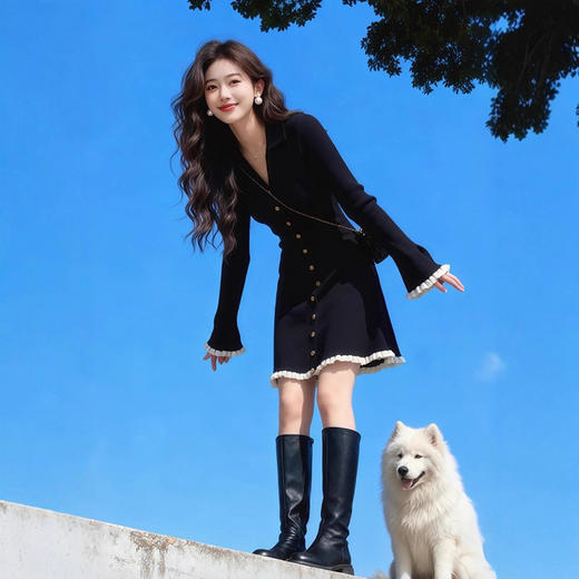 韩系黑色连衣裙秋冬季千金穿搭微胖掐腰裙子 商品图1