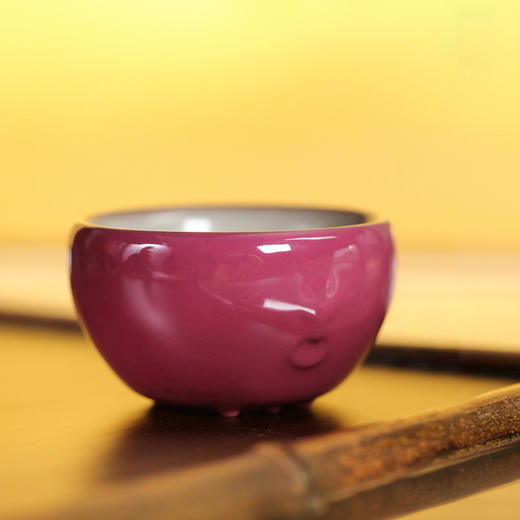 问鼎哥窑传世哥窑招财进宝战鼓杯（胭脂红） 商品图1