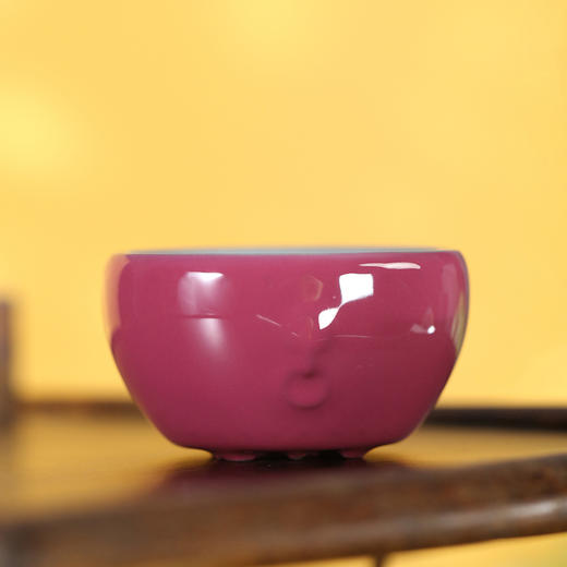 问鼎官窑南官大战鼓杯（胭脂红） 商品图1