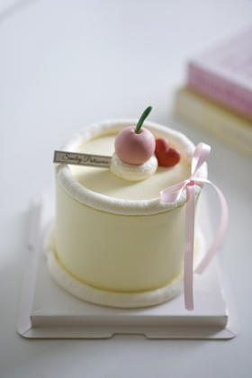 简约手绘 | 鲜果原味奶油 - 糖果子