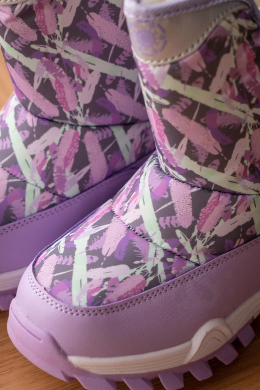 ⏰69.9秒❗️一脚踩进小火炉❗️【巴布豆儿童雪地靴】某宝同款售价150元❗️  ✅加厚毛绒内里，保暖又舒适  ✅高帮包裹脚踝，防水鞋面  ✅便携魔术贴设计，防滑鞋底  ⚠️尺码28-38码 商品图8